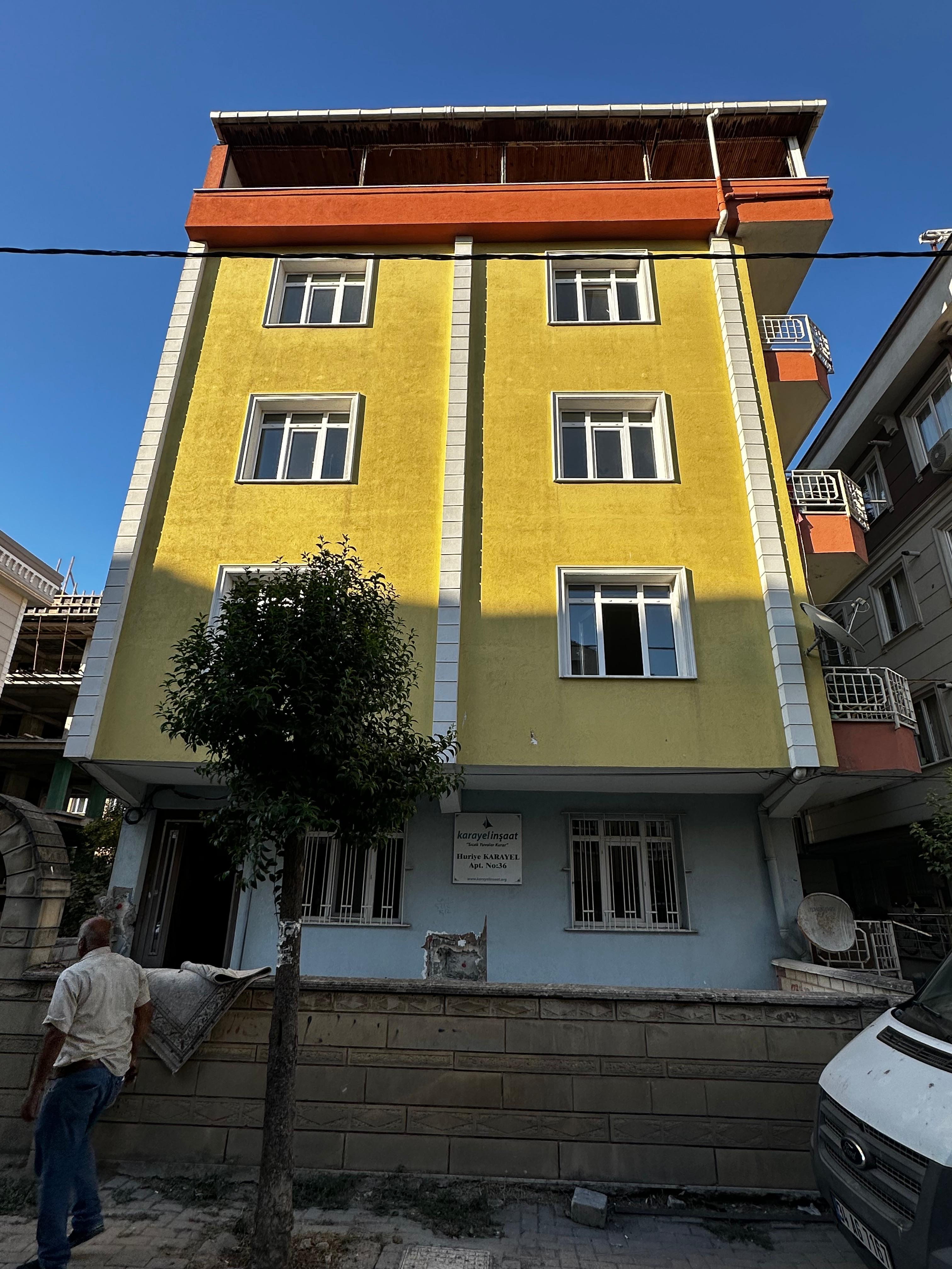 Huriye Karayel Apartmanı