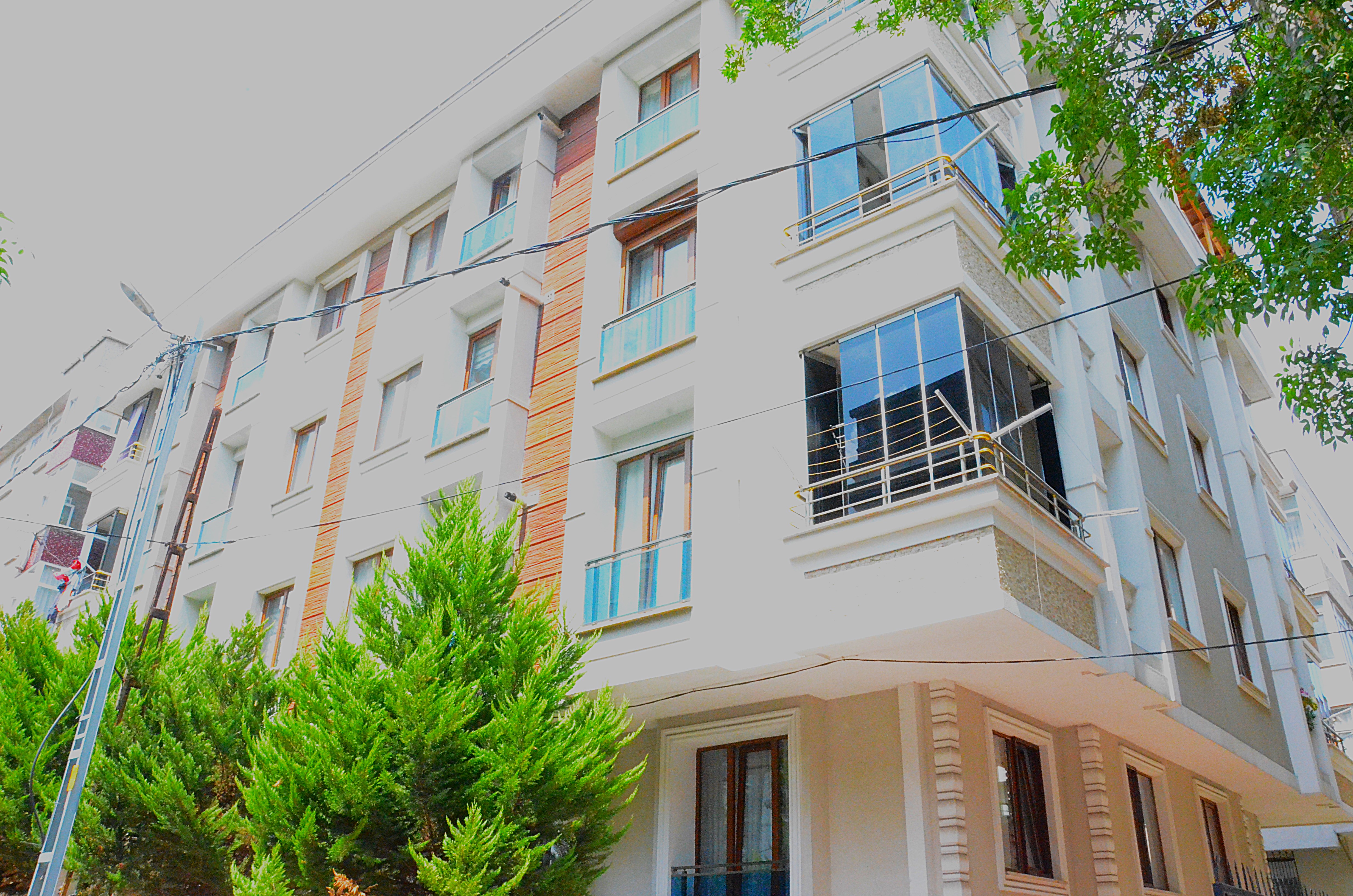 Halil Karayel Apartmanı